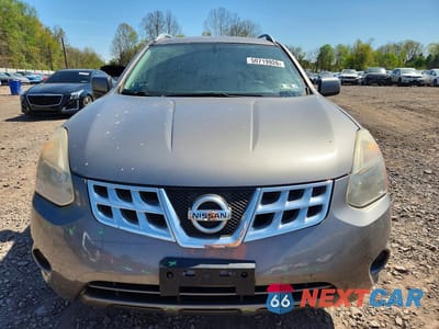 Piąte zdjęcie samochodu w środku: 2013 NISSAN ROGUE S VIN:JN8AS5MV2DW636220 - miniatura