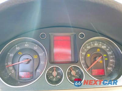 Zdjęcie 9 z 12 samochodu: 2006 VOLKSWAGEN PASSAT 2.0T VIN:WVWAK73C56P049837 - miniatura