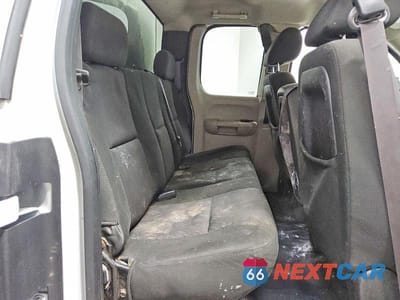 Zdjęcie 10 z 11 samochodu: 2013 CHEVROLET SILVERADO K1500 VIN:1GCRKPE03DZ132853 - miniatura