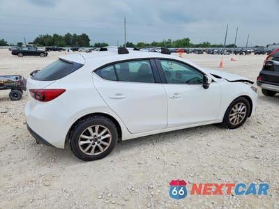 Trzecie zdjęcie samochodu z tyłu: 2016 MAZDA 3 TOURING VIN:3MZBM1L70GM260026 - miniatura
