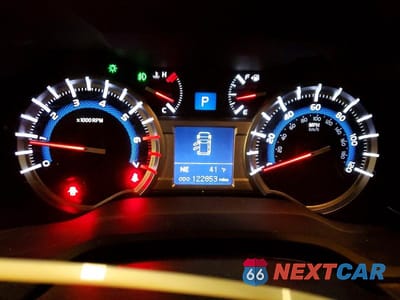 Zdjęcie 9 z 12 samochodu: 2014 TOYOTA 4RUNNER SR5 PREMIUM VIN:JTEBU5JR2E5162337 - miniatura