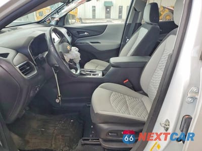 Zdjęcie 7 z 12 samochodu: 2021 CHEVROLET EQUINOX LT VIN:3GNAXKEV7MS151181 - miniatura