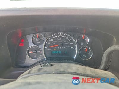 Zdjęcie 9 z 12 samochodu: 2013 GMC SAVANA G1500 VIN:1GTS7AFX6D1153397 - miniatura