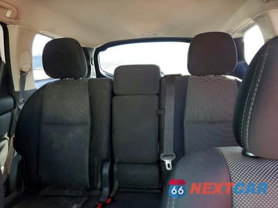 Zdjęcie 10 z 13 samochodu: 2019 NISSAN PATHFINDER SV VIN:5N1DR2MN8KC638289 - miniatura