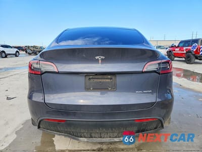 Zdjęcie 6 z 13 samochodu: 2023 TESLA MODEL Y VIN:7SAYGDEE6PF615967 - miniatura