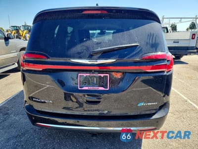 Zdjęcie 6 z 12 samochodu: 2023 CHRYSLER PACIFICA HYBRID TOURING L VIN:2C4RC1L75PR626219 - miniatura