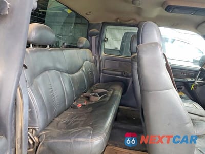 Zdjęcie 10 z 11 samochodu: 2001 CHEVROLET SILVERADO K2500 HEAVY DUTY VIN:1GCHK29G81E230785 - miniatura