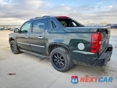 Drugie zdjęcie samochodu z przodu: 2013 CHEVROLET AVALANCHE LTZ VIN:3GNTKGE75DG261638 - miniatura