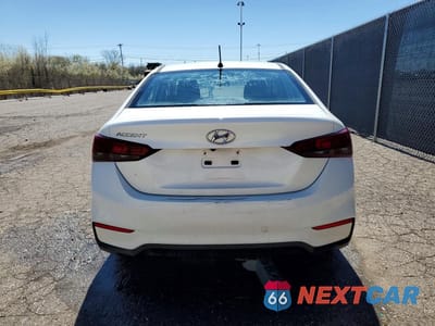 Zdjęcie 6 z 12 samochodu: 2018 HYUNDAI ACCENT SE VIN:3KPC24A32JE033212 - miniatura