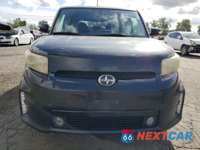 Piąte zdjęcie samochodu w środku: 2013 SCION XB BASE VIN:JTLZE4FEXDJ040478 - miniatura