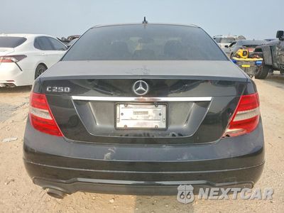 Zdjęcie 6 z 12 samochodu: 2013 MERCEDES-BENZ C VIN:WDDGF4HB1DA862207 - miniatura