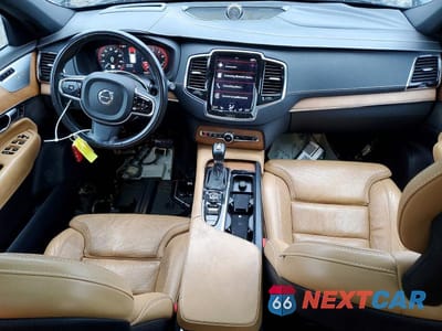 Zdjęcie 8 z 12 samochodu: 2016 VOLVO XC90 T6 VIN:YV4A22PN0G1002344 - miniatura
