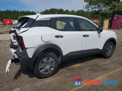 Trzecie zdjęcie samochodu z tyłu: 2025 NISSAN KICKS S VIN:3N8AP6BA2SL396032 - miniatura
