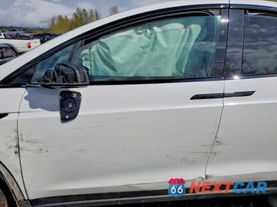 Zdjęcie 7 z 13 samochodu: 2022 TESLA MODEL X VIN:7SAXCDE56NF351556 - miniatura