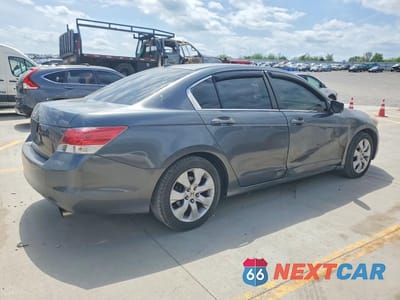 Trzecie zdjęcie samochodu z tyłu: 2010 HONDA ACCORD EXL VIN:1HGCP2F80AA066238 - miniatura