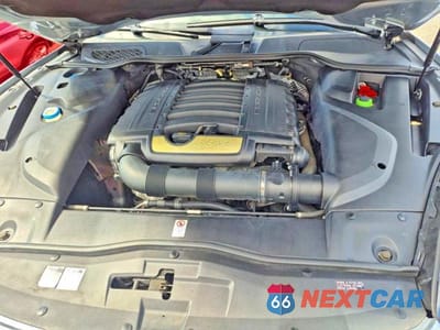 Zdjęcie 7 z 14 samochodu: 2016 PORSCHE CAYENNE VIN:WP1AA2A24GLA09966 - miniatura