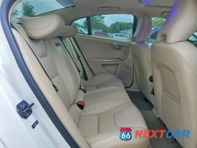 Zdjęcie 10 z 12 samochodu: 2013 VOLVO S60 T5 VIN:YV1612FS1D1226585 - miniatura