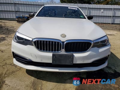 Piąte zdjęcie samochodu w środku: 2019 BMW 530 XI XDRIVE SPORT VIN:WBAJA7C50KWW17526 - miniatura