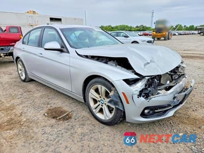 Czwarte zdjęcie samochodu z boku: 2016 BMW 328 XI SULEV VIN:WBA8E3G56GNT75506 - miniatura