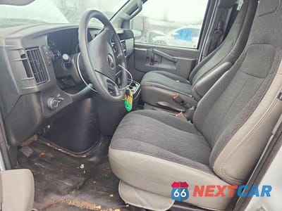 Zdjęcie 7 z 12 samochodu: 2025 GMC SAVANA G2500 VIN:1GTW7AFP1S1166735 - miniatura
