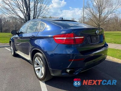 Trzecie zdjęcie samochodu z tyłu: 2013 BMW X6 XDRIVE35I VIN:5UXFG2C59DL787915 - miniatura