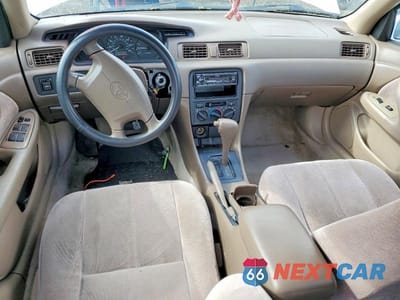 Zdjęcie 8 z 11 samochodu: 1997 TOYOTA CAMRY LE VIN:JT2BG22K5V0079860 - miniatura