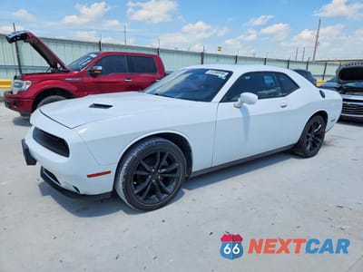 2016 DODGE CHALLENGER SXT 2C3CDZAG0GH119646 - główne zdjęcie licytacji z USA - miniatura