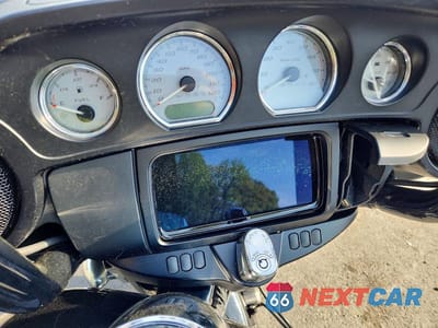 Zdjęcie 7 z 8 samochodu: 2019 HARLEY-DAVIDSON FLHX VIN:1HD1KBC16KB620680 - miniatura