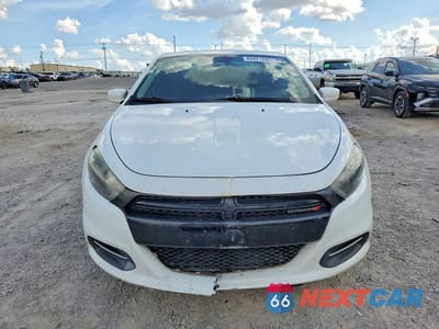 Piąte zdjęcie samochodu w środku: 2016 DODGE DART SE VIN:1C3CDFAAXGD531046 - miniatura