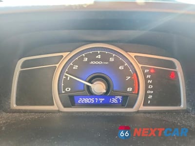 Zdjęcie 9 z 12 samochodu: 2008 HONDA CIVIC LX VIN:2HGFG12638H548094 - miniatura