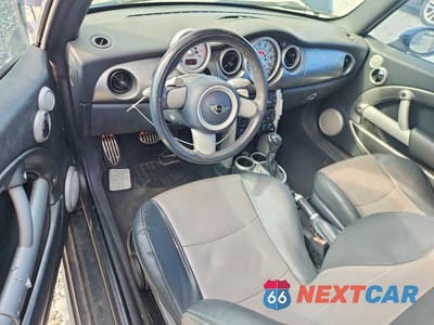 Zdjęcie 8 z 12 samochodu: 2008 MINI COOPER VIN:WMWRH33558TL97088 - miniatura