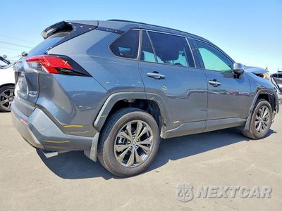 Trzecie zdjęcie samochodu z tyłu: 2022 TOYOTA RAV4 HYBRID LIMITED VIN:JTMD6RFV9ND522519 - miniatura