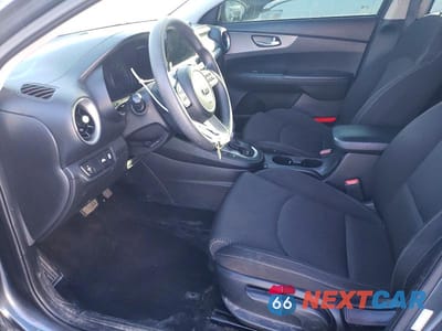 Zdjęcie 7 z 12 samochodu: 2021 KIA FORTE LXS VIN:3KPF24AD2ME291577 - miniatura