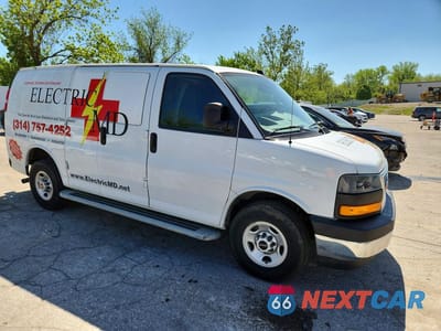 Czwarte zdjęcie samochodu z boku: 2023 GMC SAVANA G2500 VIN:1GTW7AFP2P1201855 - miniatura