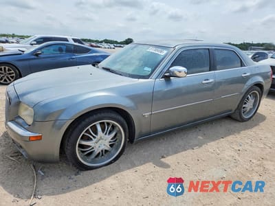 2006 CHRYSLER 300 S 4DR 2C3KA63H66H147197 - główne zdjęcie licytacji z USA - miniatura