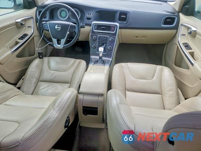 Zdjęcie 8 z 12 samochodu: 2013 VOLVO S60 T5 VIN:YV1612FS1D1226585 - miniatura