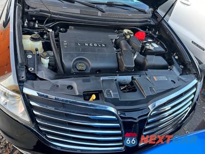 Zdjęcie 7 z 14 samochodu: 2018 LINCOLN MKT VIN:2LMHJ5NK0JBL00114 - miniatura