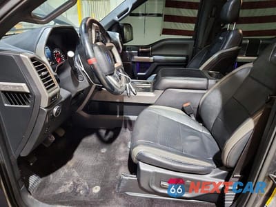 Zdjęcie 7 z 12 samochodu: 2017 FORD F150 RAPTOR VIN:1FTFW1RG4HFB46781 - miniatura