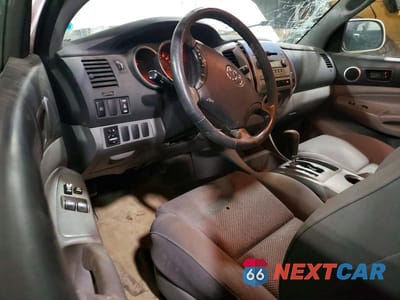 Zdjęcie 8 z 13 samochodu: 2006 TOYOTA TACOMA ACCESS CAB VIN:5TEUU42N76Z174761 - miniatura