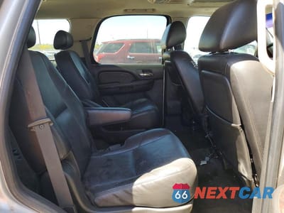 Zdjęcie 11 z 13 samochodu: 2010 GMC YUKON DENALI VIN:1GKUKEEF0AR236011 - miniatura