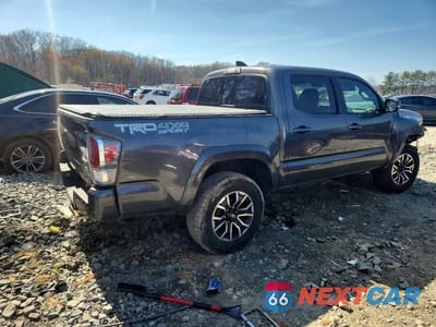 Trzecie zdjęcie samochodu z tyłu: 2021 TOYOTA TACOMA TRD SPORT VIN:3TYCZ5AN2MT009882 - miniatura