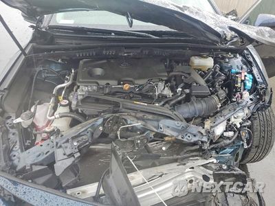 Zdjęcie 11 z 13 samochodu: 2019 TOYOTA CAMRY HYBRID LE VIN:4T1B31HK8KU008267 - miniatura