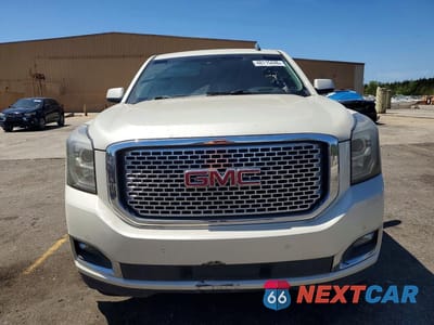 Piąte zdjęcie samochodu w środku: 2015 GMC YUKON DENALI VIN:1GKS2CKJ3FR161302 - miniatura