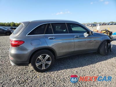Trzecie zdjęcie samochodu z tyłu: 2019 MERCEDES-BENZ GLC 300 VIN:WDC0G4JB7K1001060 - miniatura