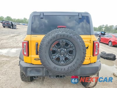 Zdjęcie 6 z 13 samochodu: 2022 FORD BRONCO BASE VIN:1FMEE5DPXNLA96572 - miniatura