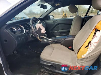 Zdjęcie 7 z 12 samochodu: 2014 FORD MUSTANG VIN:1ZVBP8EM5E5275689 - miniatura
