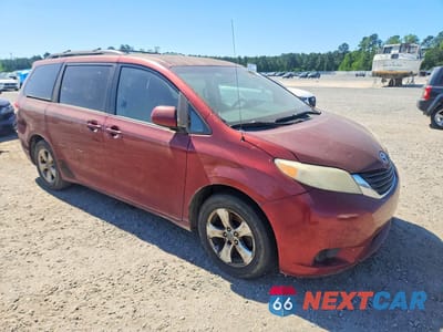 Czwarte zdjęcie samochodu z boku: 2011 TOYOTA SIENNA LE 8-PASSENGER VIN:5TDKA3DC9BS006343 - miniatura