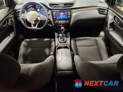 Zdjęcie 8 z 14 samochodu: 2019 NISSAN ROGUE SPORT S VIN:JN1BJ1CR1KW620915 - miniatura