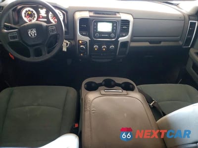 Zdjęcie 8 z 12 samochodu: 2017 RAM 1500 SLT VIN:1C6RR7GG2HS578231 - miniatura