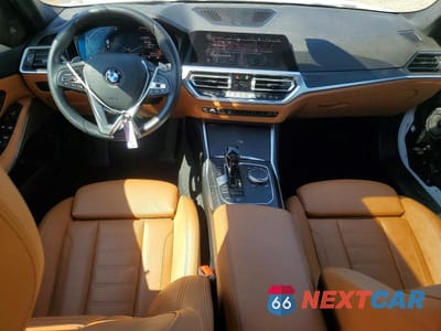 Zdjęcie 8 z 13 samochodu: 2021 BMW 330XI VIN:3MW5R7J08M8B99777 - miniatura